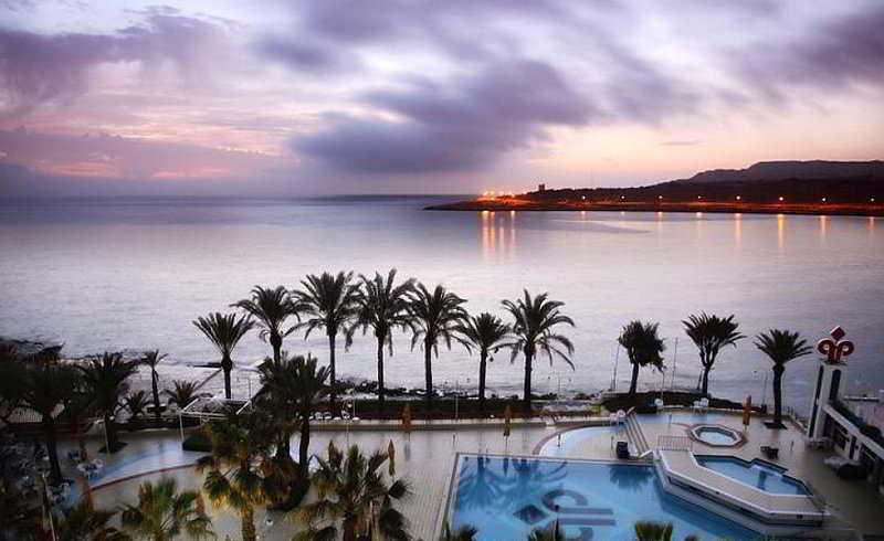 Qawra Palace & 4*