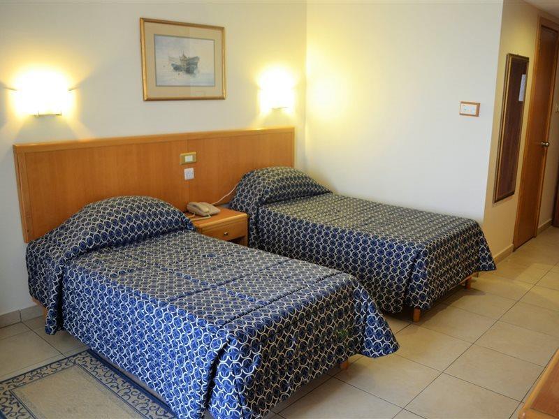 Hotel Qawra Palace &