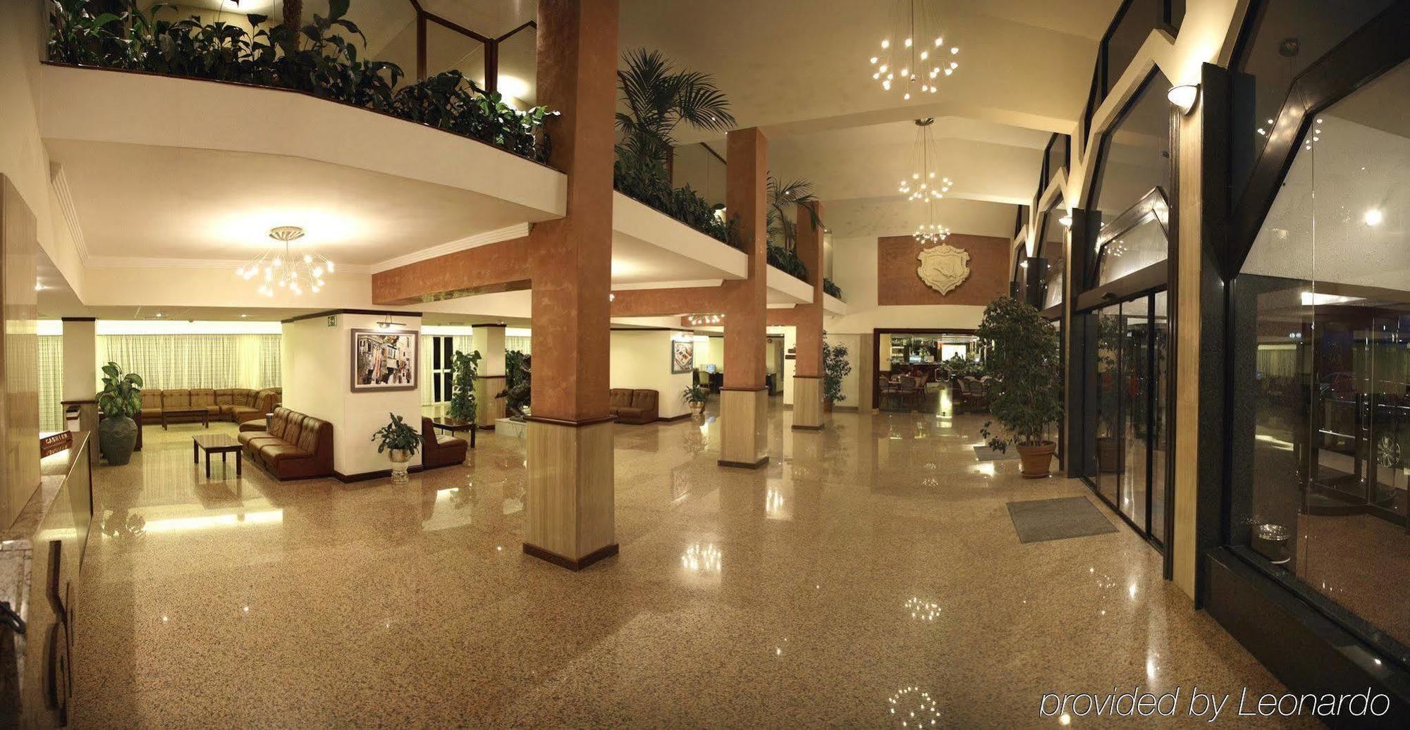 Hotel Qawra Palace & St. Paul's Bay
